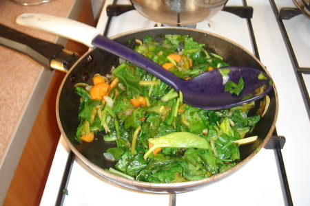 Суп-крем из шпината  с зеленой фасолью: шаг 2
