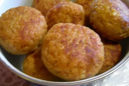 Мясо-овощные тефтели в "звездной" панировке: шаг 7