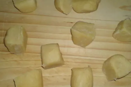Пирожки с весенней капустой: шаг 3