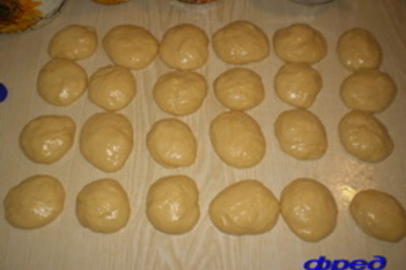 Вариант теста для пирогов, приготовленного хлебопечкой: шаг 1
