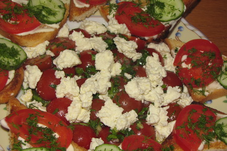 Быстрый и простой салат для пикника с тостами: шаг 6