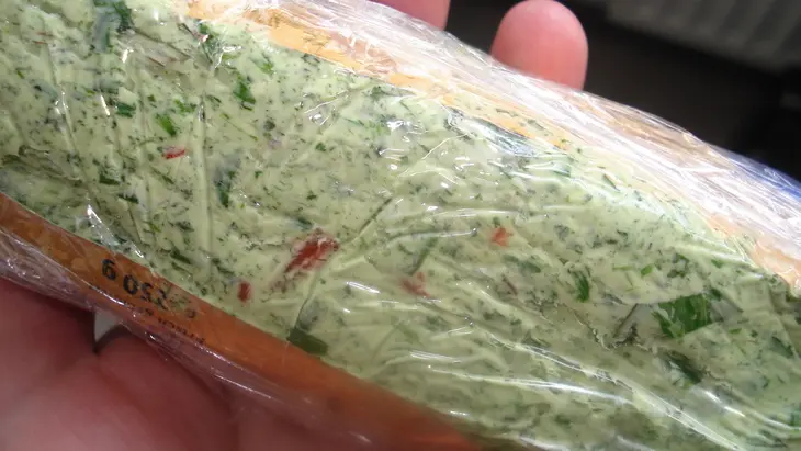Масло зелёное с букетом: шаг 8
