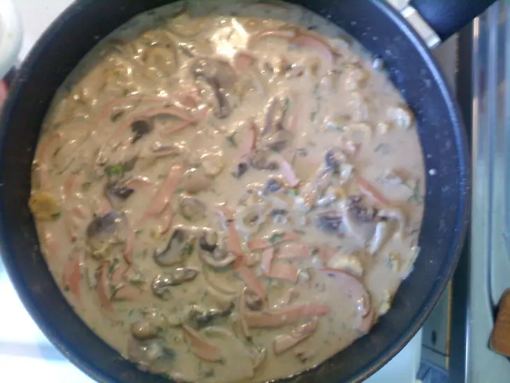Ракушки с грибным соусом: шаг 2