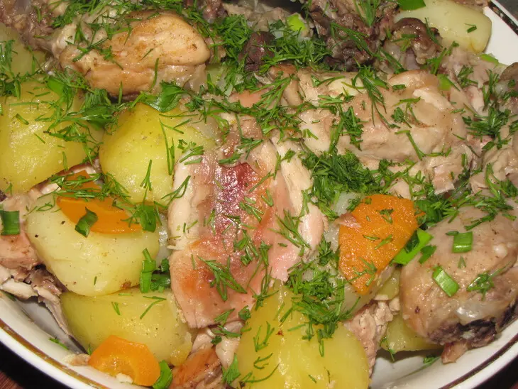 Кура с картофелем и морковью в рукаве: шаг 4