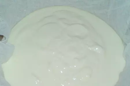 Клубнично-йогуртовый мусс с маринованной клубникой: шаг 1