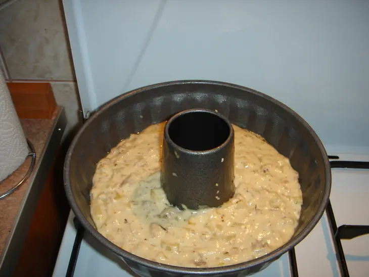 Закусочный кекс с картофелем и мясом.: шаг 5