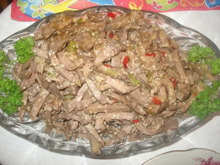 Язык маринованный с кунжутом: шаг 6