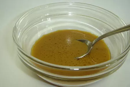 Салат с мидиями,кальмарами и рисом: шаг 3