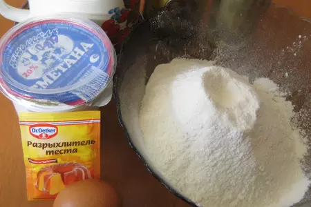 Пирог с черёмухой: шаг 1