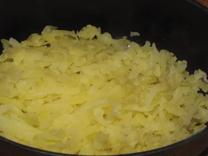 Картофельные булочки с брынзой: шаг 2