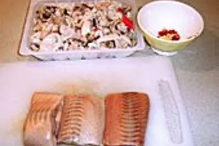 Фаршированные тортильи "сон рыбака": шаг 1