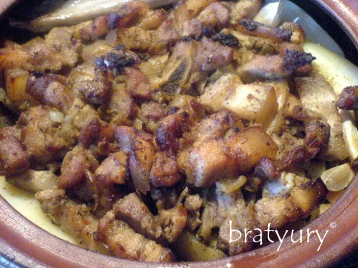 Картофель с мясом в горшке: шаг 9