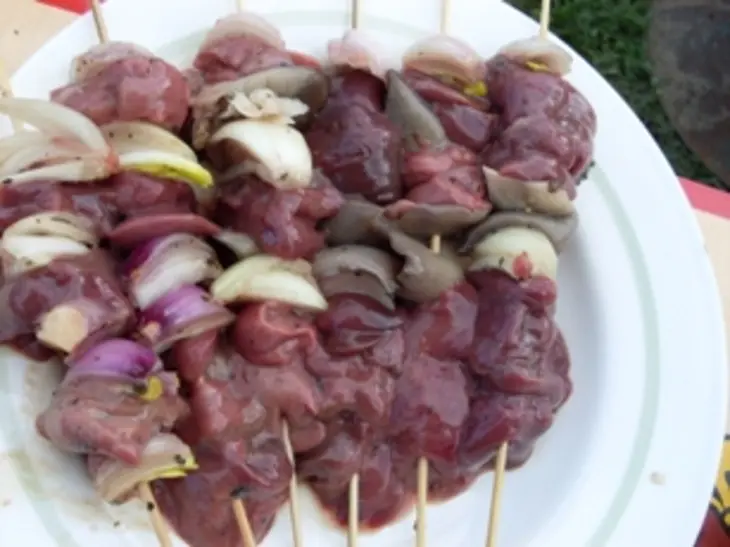 Шашлычки из куриной печени: шаг 3