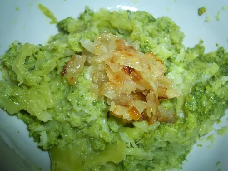 Суп с брокколи и сыром: шаг 4