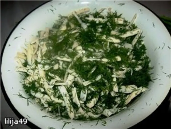 Рулетики с сыром и зеленью: шаг 2