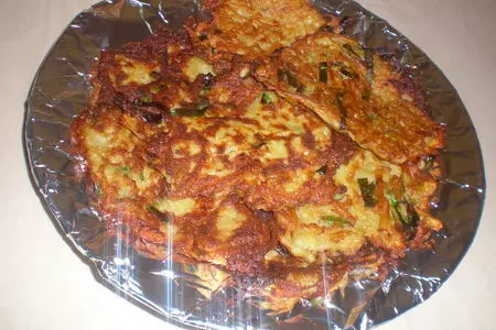 Драники с зелёным лучком: шаг 5