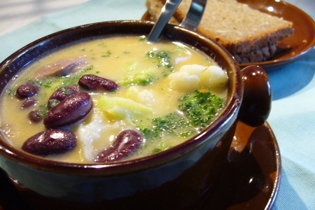 Густой суп с фасолью и капустным ассорти: шаг 3