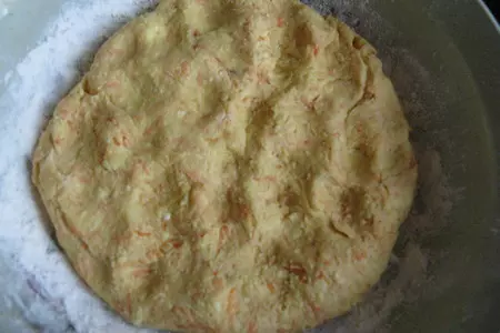 Фрикадельки морковно-творожные с луковым соусом: шаг 2