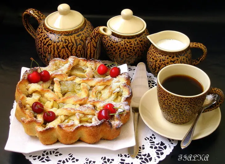 Песочный пирог с яблочной начинкой: шаг 1
