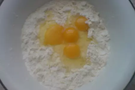 Булочки с курагой: шаг 2