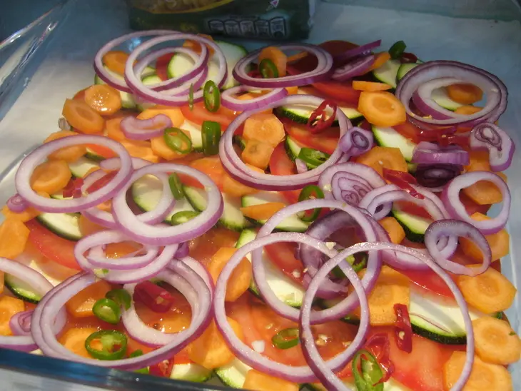 Овощи, запеченные под хрустящей корочкой из пармезана: шаг 3
