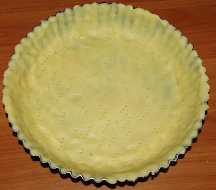 Пирог с крыжовником и безе: шаг 4
