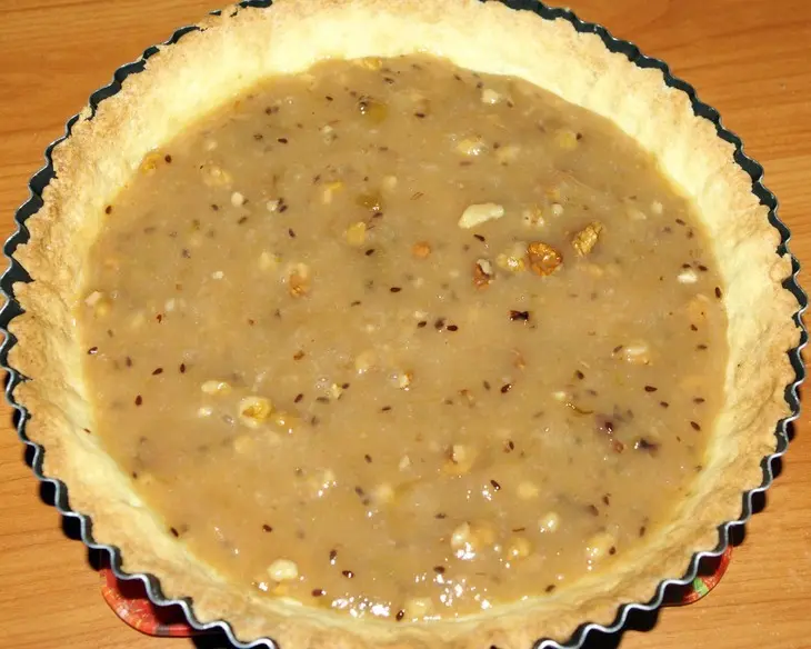 Пирог с крыжовником и безе: шаг 5
