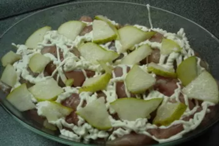 Куриные рулеты с грушей и голубым сыром: шаг 2