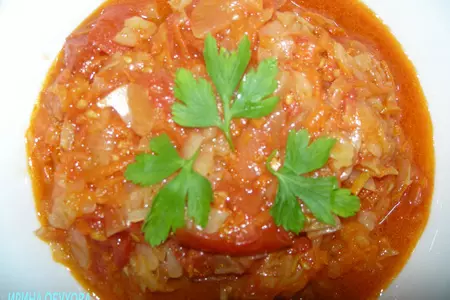 Салат, консервированный с капустой: шаг 2