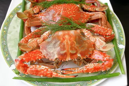Королевские креветки в духовке,варёные крабы.: шаг 3