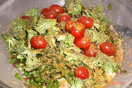Фритата со свекольной ботвой,брокколи и помидорами черри или  вкусный овощной омлет: шаг 3