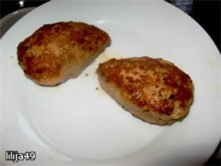 Мясной закусочный торт "ромашка": шаг 3
