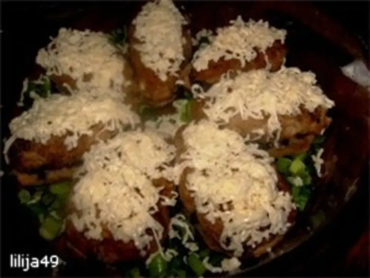 Мясной закусочный торт "ромашка": шаг 7