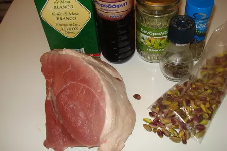 Мясо в горчице с фисташками: шаг 1