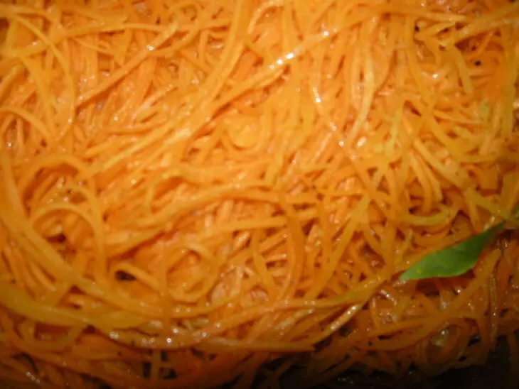 Голубцы с морковью по корейски: шаг 1