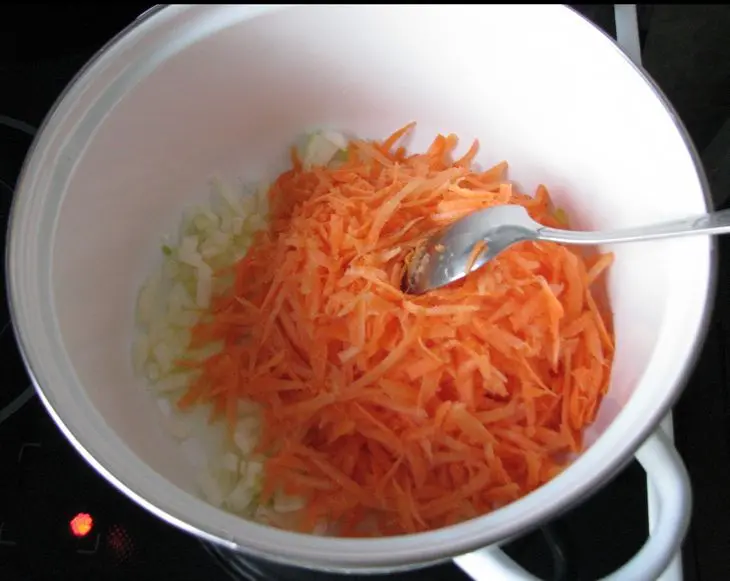 Простой супчик с курочкой: шаг 1