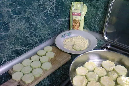 Кабачки жаренные: шаг 2