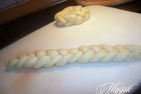Яйца, запечённые в веночках: шаг 6