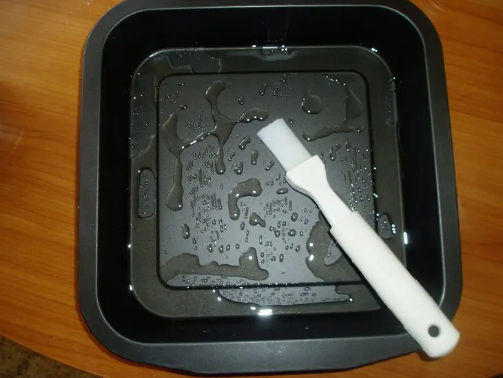 Пирог с грецкими орехами и коньяком: шаг 4