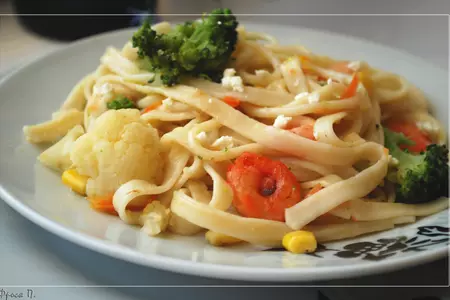 Лапша с овощами и креветками: шаг 7