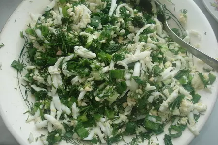 Пирожки "быстрые" с яйцом и зеленью: шаг 3
