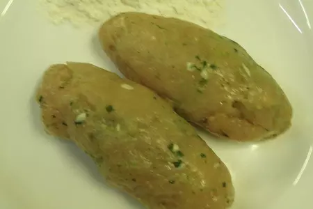 Рулетики из птицы со шпинатом: шаг 1