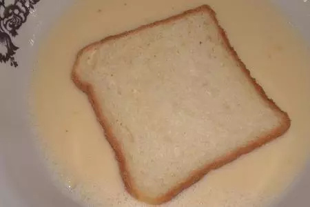 Гренки по французски.: шаг 4