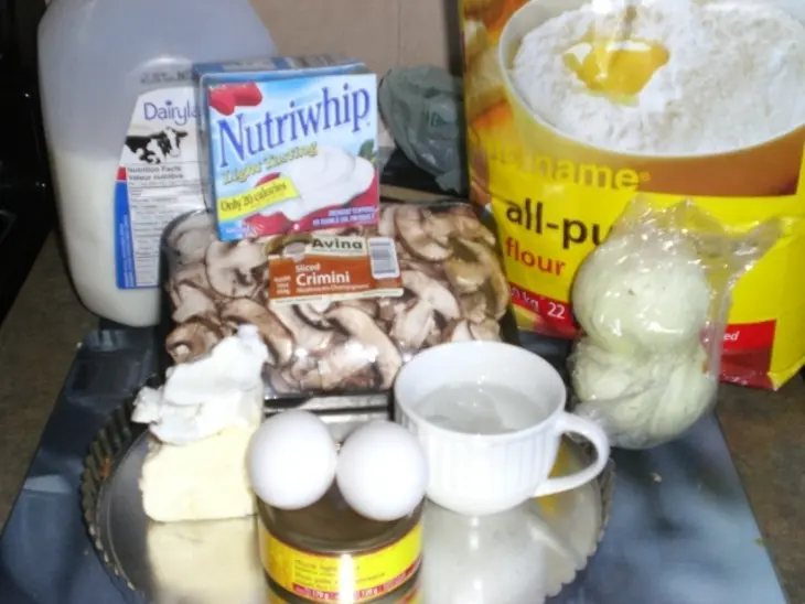 Запеканка с тунцом и грибами: шаг 1