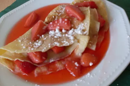 Crepes в клубничном соусе: шаг 2