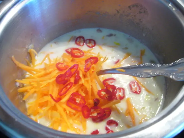 Пикантная скумбрия под соусом с  шампанским: шаг 4