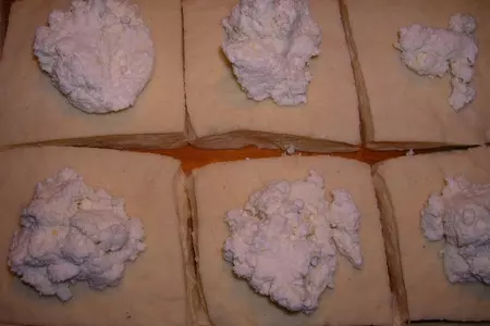 Моравские калачи с творогом и со сливовым повидлом: шаг 2