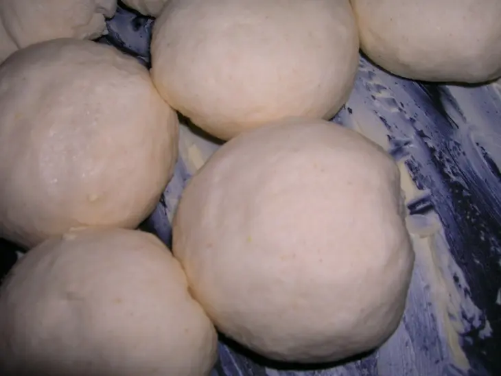 Моравские калачи с творогом и со сливовым повидлом: шаг 3