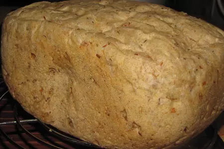 Хлеб с беконом, шампиньонами и луком (в хлебопечке).: шаг 1
