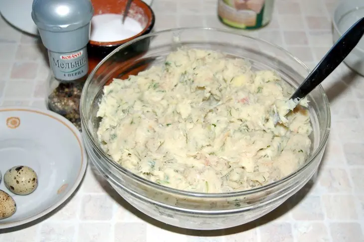 Рыбные котлетки с сюрпризом: шаг 5